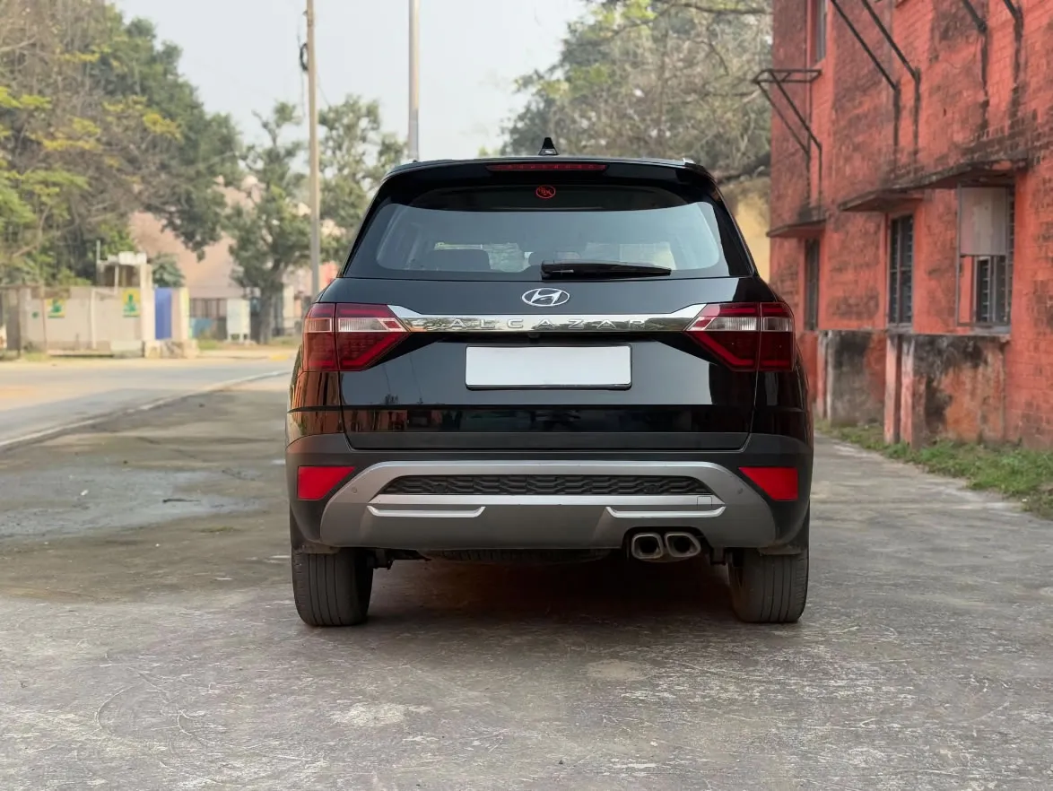 Back view of the Hyundai Alcazar, a great option for car rentals in Goa.