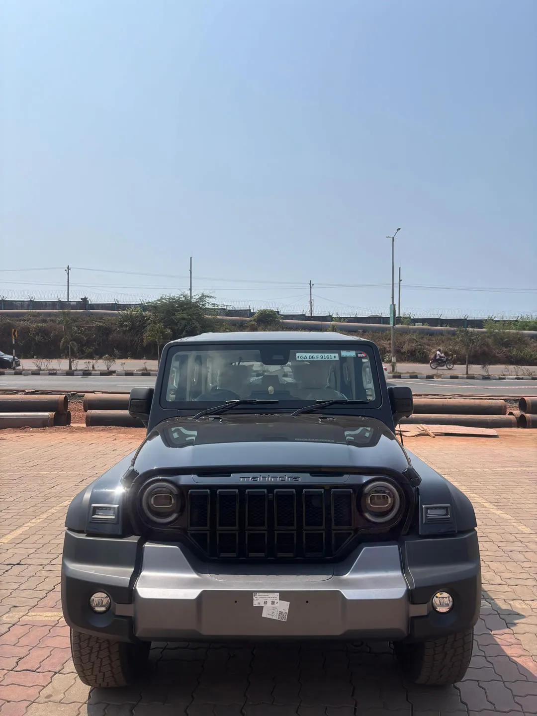 Mahindra Thar ROXX - Front view